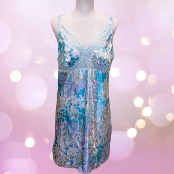 Secret Treasures Other - Secret Treasures Lingerie Chemise